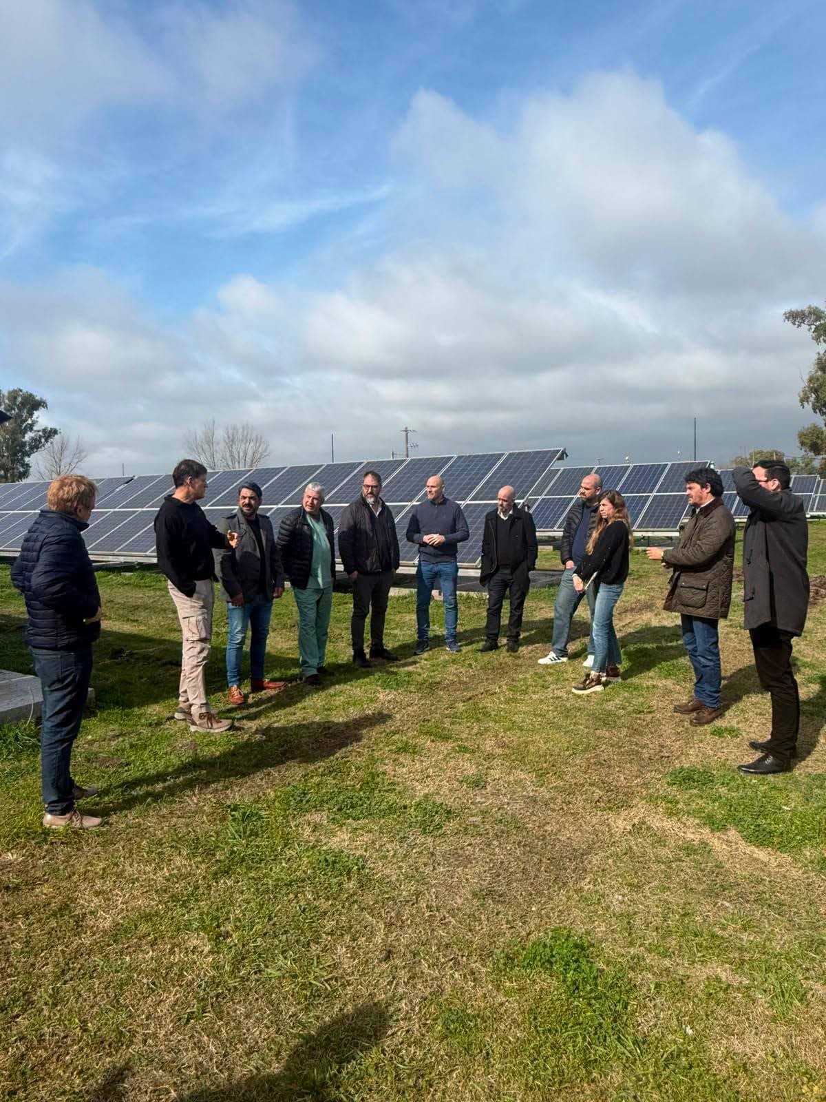 Imagen principal de la noticia VISITA DEL SUBSECRETARIO DE ENERGÍA GASTÓN GHIONI